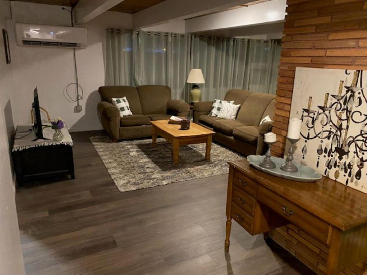 Spacious Lower Level Living All For You! คอร์แวลลิส ภายนอก รูปภาพ